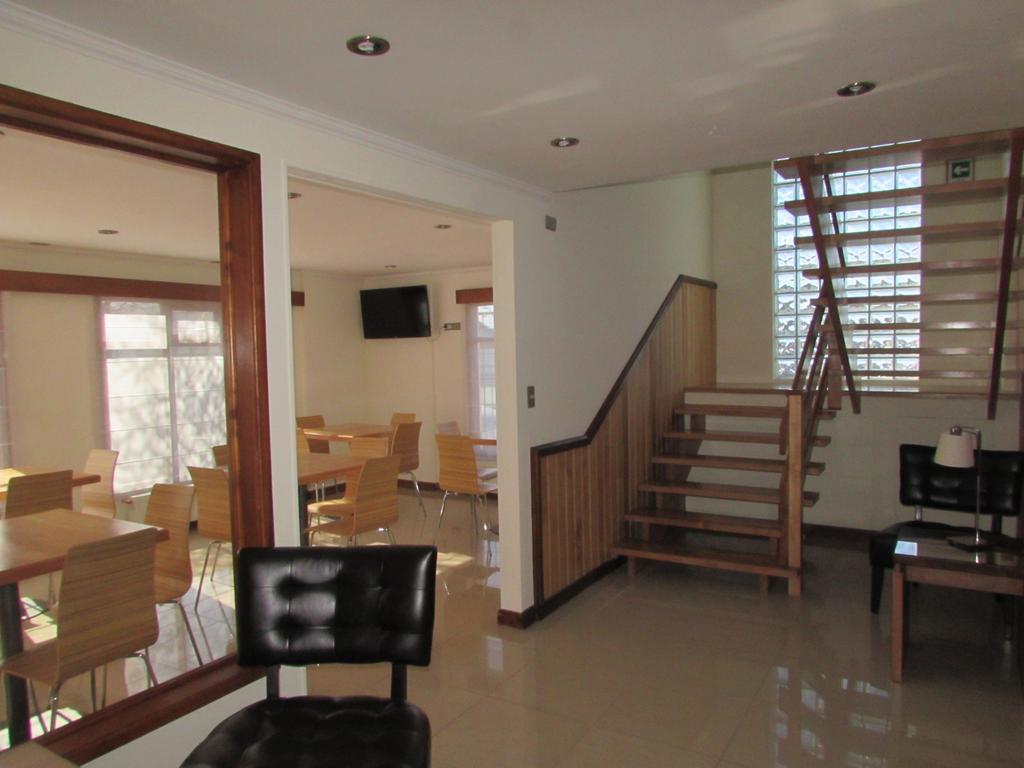 بونتا أريناس Hostal Buena Estancia المظهر الخارجي الصورة