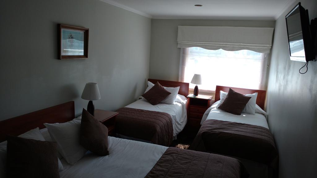 بونتا أريناس Hostal Buena Estancia المظهر الخارجي الصورة