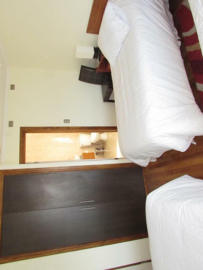 بونتا أريناس Hostal Buena Estancia المظهر الخارجي الصورة
